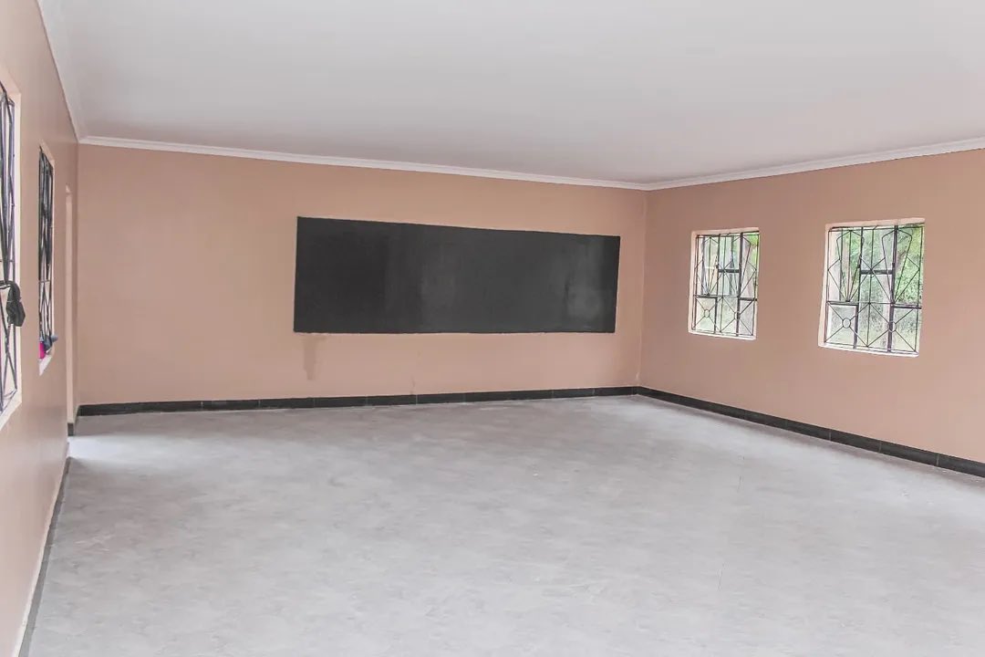 ndotoinaction's tweet photo. Umoja Primary School wouldn’t be this transformed without our amazing partners @madewithhope

From cracked walls &amp; broken windows to bright, safe spaces for 500+ students!

Thanks for turning dreams into reality
#NdotoInAction https://t.co/Xi2NP6MmNE