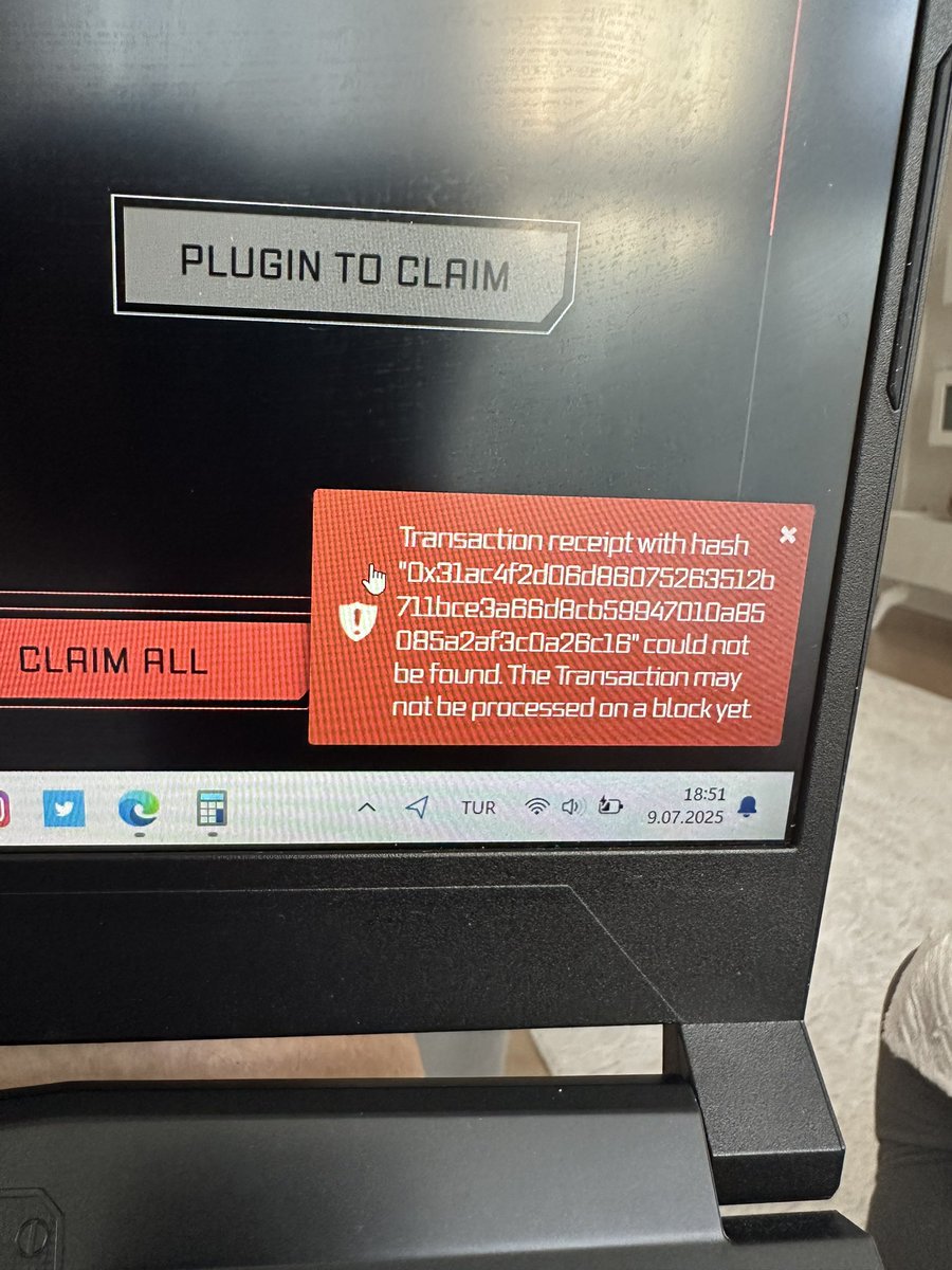 nmuratguzel's tweet photo. @bycoinhunter Claim ederken hata aldım. 

Ama sonra airdrop sayfasında claimed yazdığını görüyorum. Gelen giden yok. Nasıl olacak bu iş destek olabilecek var mıdır? https://t.co/uY0ae6qM35