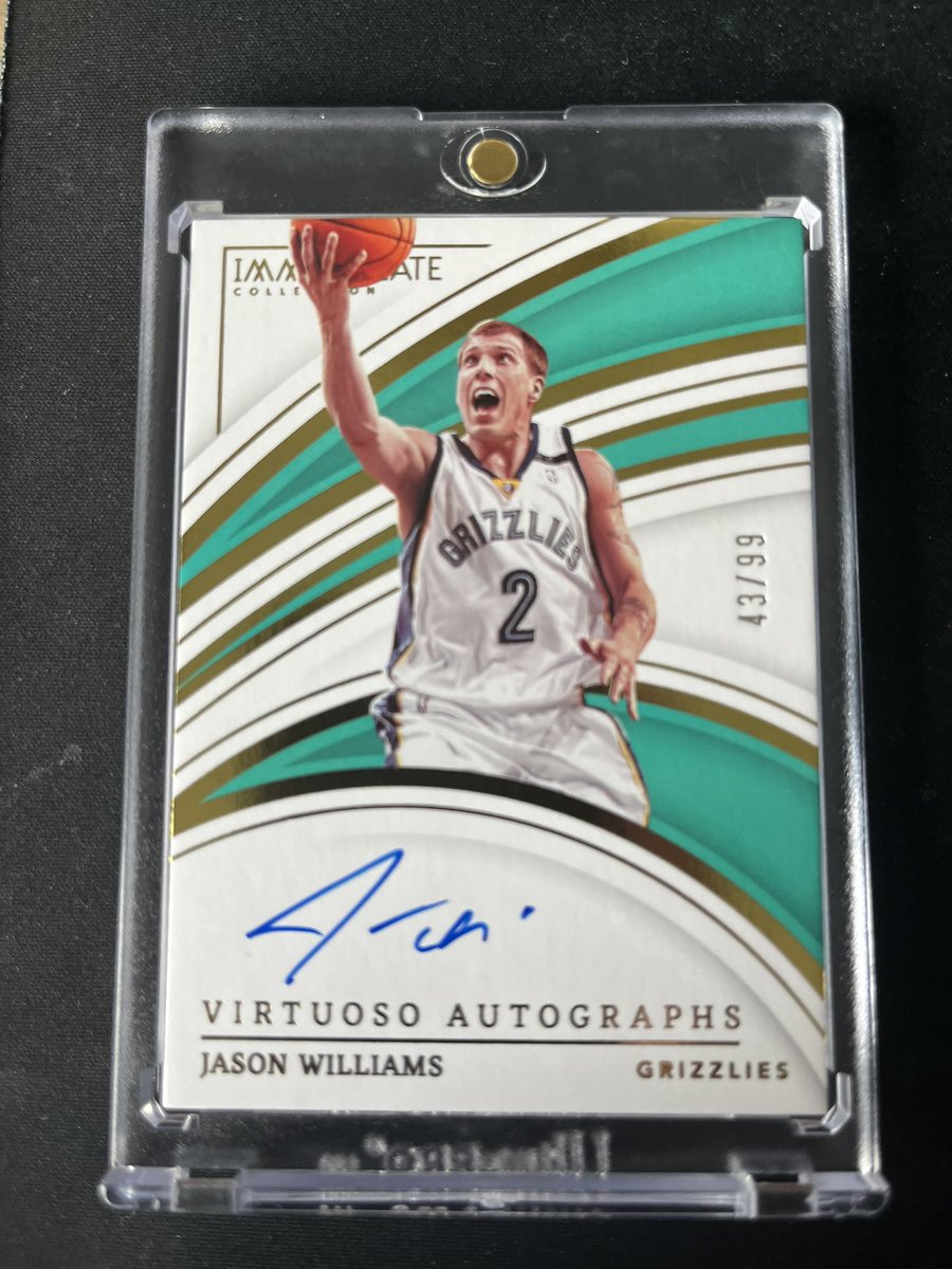 I know somebody wants this. 

Absolute beauty, in a Grizzlies uniform.

$70 shipped (dm <a href="/Strubanger13/">Aaron</a> ) just helping a bud out.