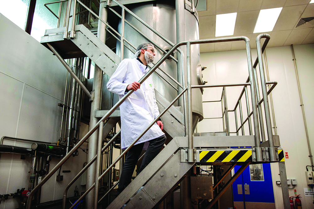 teagasc's tweet photo. Research Impact Highlights in 2024: Improving milk powder production efficiency. Read the full impact report from Jonathan Magan and colleagues at this link https://t.co/HFJINurDR1 #TeagascResearch @Entirl https://t.co/I4sj2cMndk