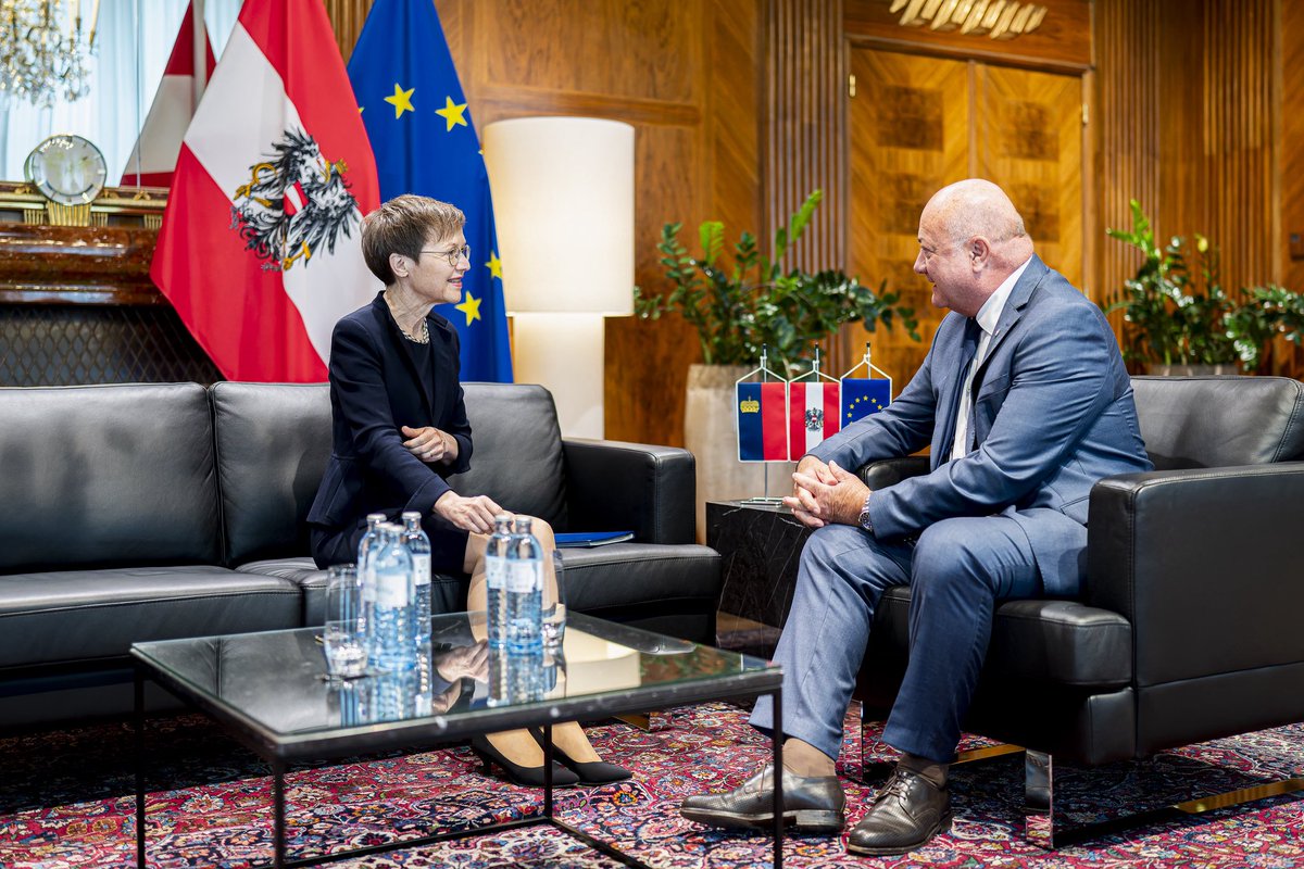 _CStocker's tweet image. Österreich und das Fürstentum Liechtenstein verbindet eine vertrauensvolle Freundschaft – wirtschaftlich, politisch, menschlich und vor allem als Nachbarn.
Es war mir eine große Freude, Regierungschefin Brigitte Haas heute im Bundeskanzleramt zu begrüßen – auf eine weiterhin so…