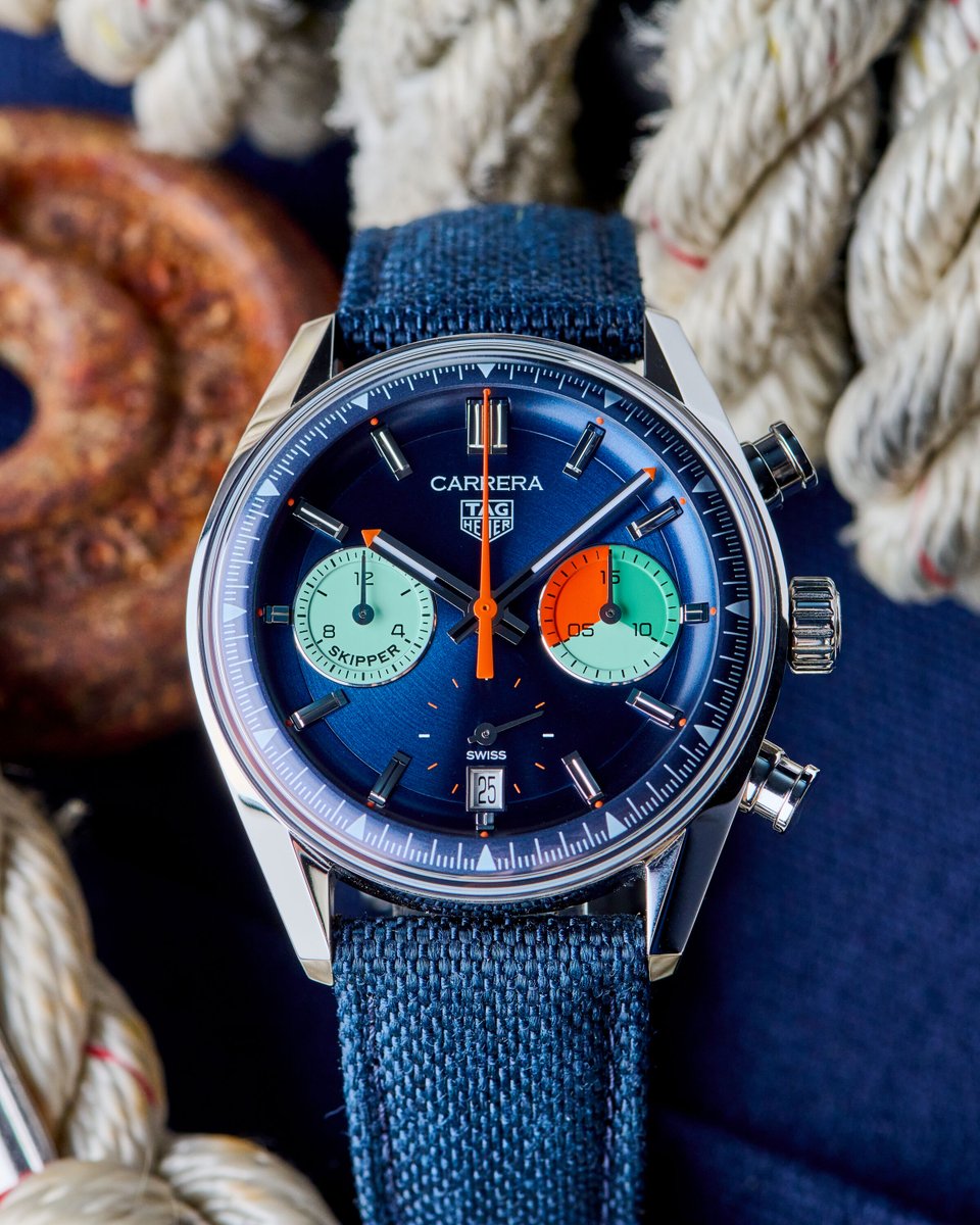 EuropeanWatchCo's tweet image. 🌊 Sailing back in style ⛵ 

This is the TAG Heuer Carrera Skipper - a tribute to one of the rarest vintage Heuers of all time: the Skipper Ref. 7754 from the late &apos;60s.

Built to honor an America’s Cup victory and nicknamed the “Skipperera” by collectors, the original was based…