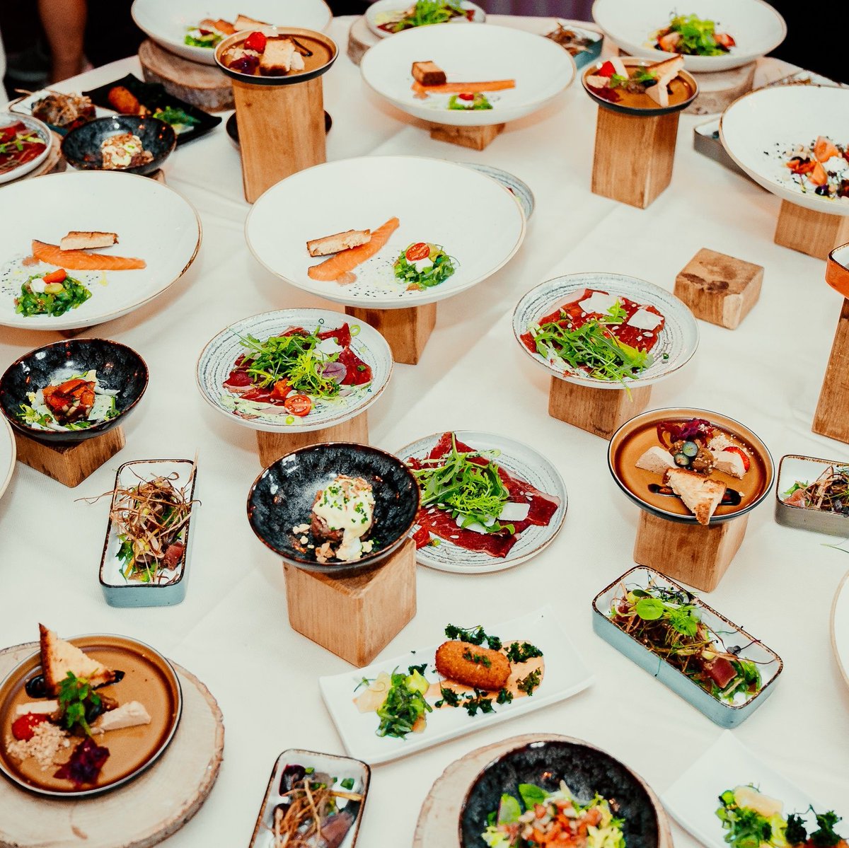 Host your next event in style at Salons Ten Boogaerde in Kortrijk – a timeless and elegant venue with lush surroundings and top-notch hospitality. 🌳🍷 

📍 Find them on eventplanner.net:
👉️ eventplanner.net/directory/2693…