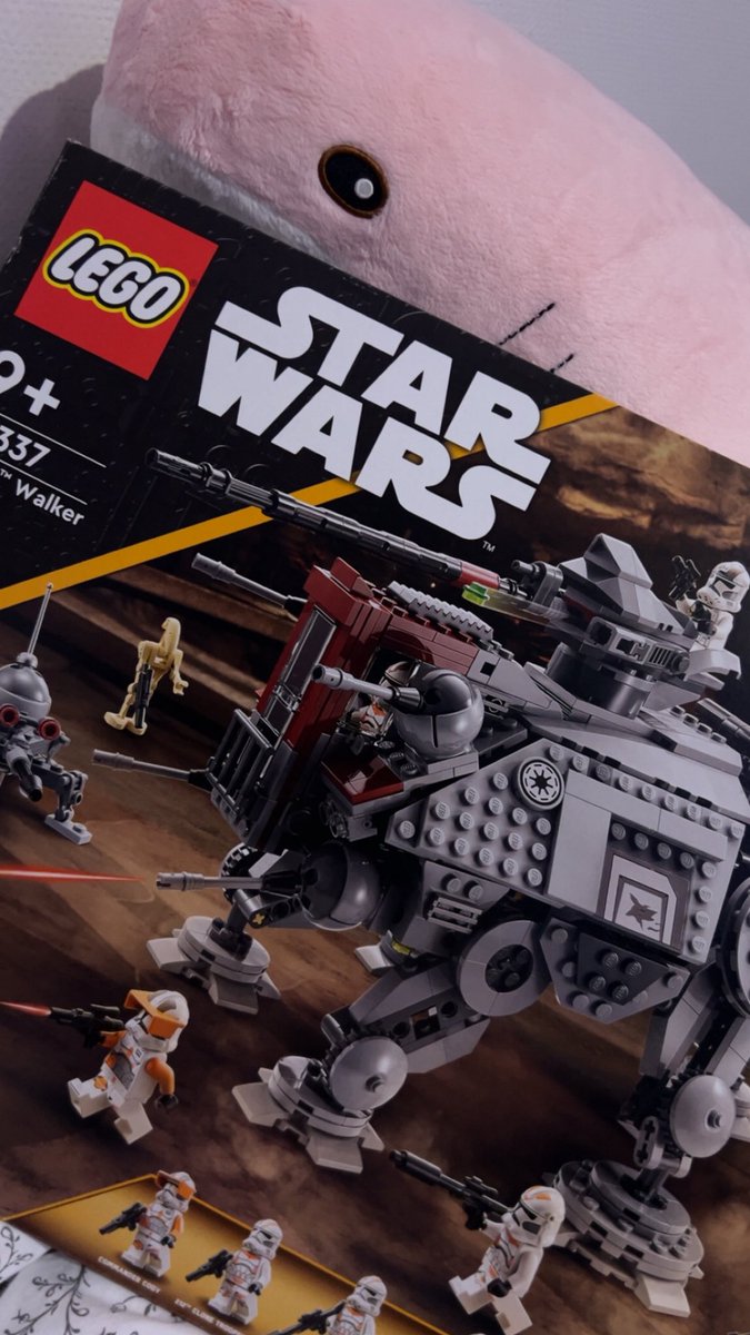 VikoHusky's tweet image. More lego building timee &amp;gt;:33
