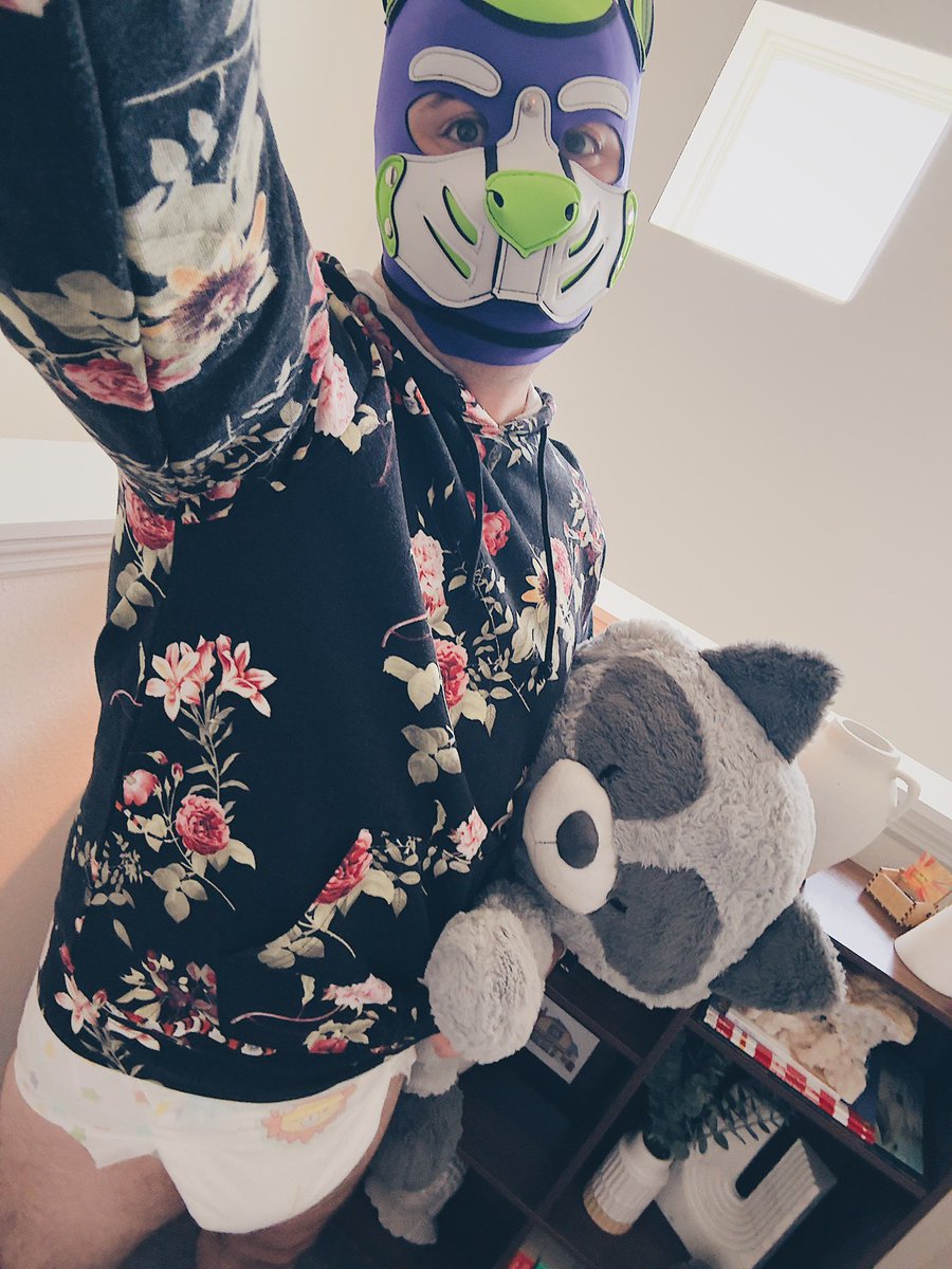 pup_buzz's tweet photo. C’mon Nico, let’s go fill this diaper! 🦝💦🍼 https://t.co/1brm2TRsXm