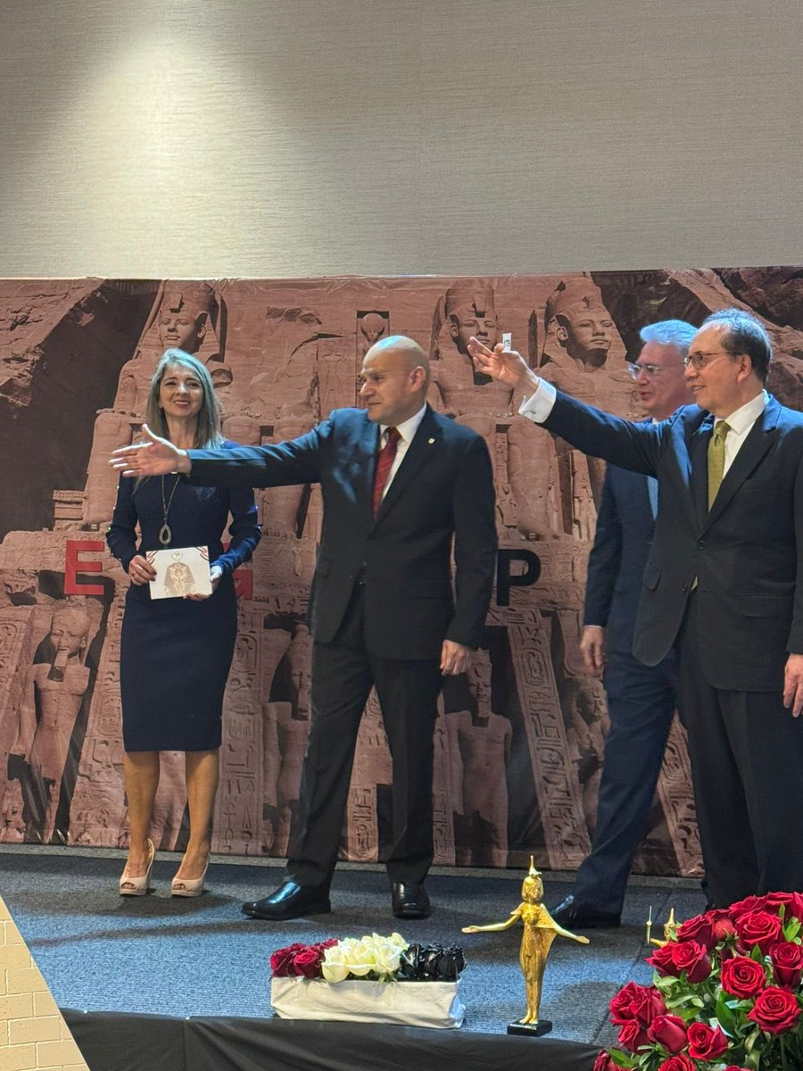 HiltonQuito's tweet photo. 🇪🇬 Fue un honor recibir a la Embajada de la República Árabe de Egipto en Ecuador con motivo de su Día Nacional. 
Un evento que reforzó nuestros lazos culturales y diplomáticos. Gracias por elegirnos. 

#Hilton #HiltonQuito #EmbajadaDeEgipto #Diplomacia #Quito https://t.co/ZrcYDpK7GK