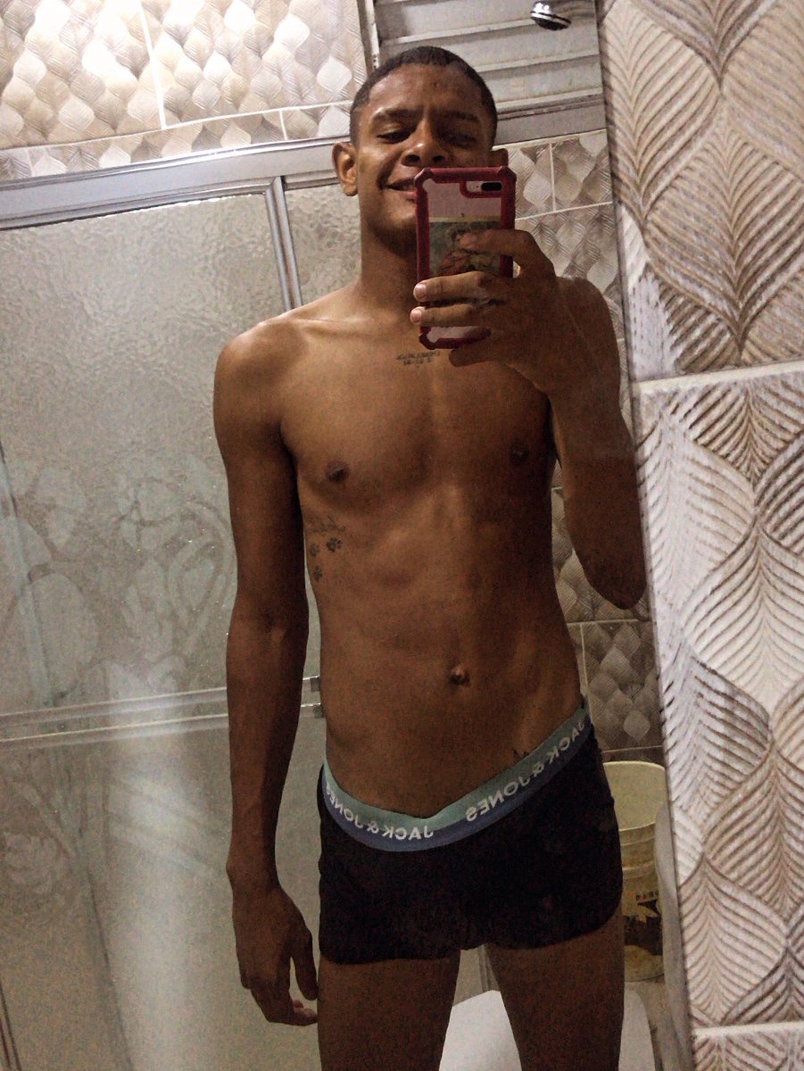FJHM09's tweet photo. Yo soy como la droga si me prueba no me de y si me deja no me olvidas 🔥🔥🔥 https://t.co/VnzykggkKE