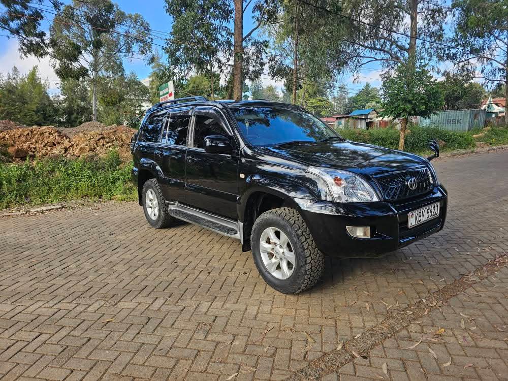 KabisaMotors's tweet photo. ✅#We are open at Premium Automotive.
✅Dealers in clean used cars around Nairobi.
📍We are located at Madaraka Shopping Centre, Nairobi West.
💵Trade in and other payment plans Accepted.
☎️Give a call to 0746658531 or DM us.
WhatsApp - https://t.co/1WlwpzVVOe https://t.co/7c64R9inr0
