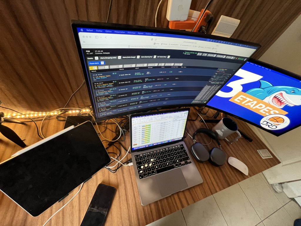 Excellente journée betting 🍀 🦈 
Vous êtes nombreux à avoir kiffé l’interview du #DORADOSHOW avec Lionel de <a href="/Mediapronos/">Mediapronos</a> 

Un grand merci 🙏🏻 pour votre soutien.