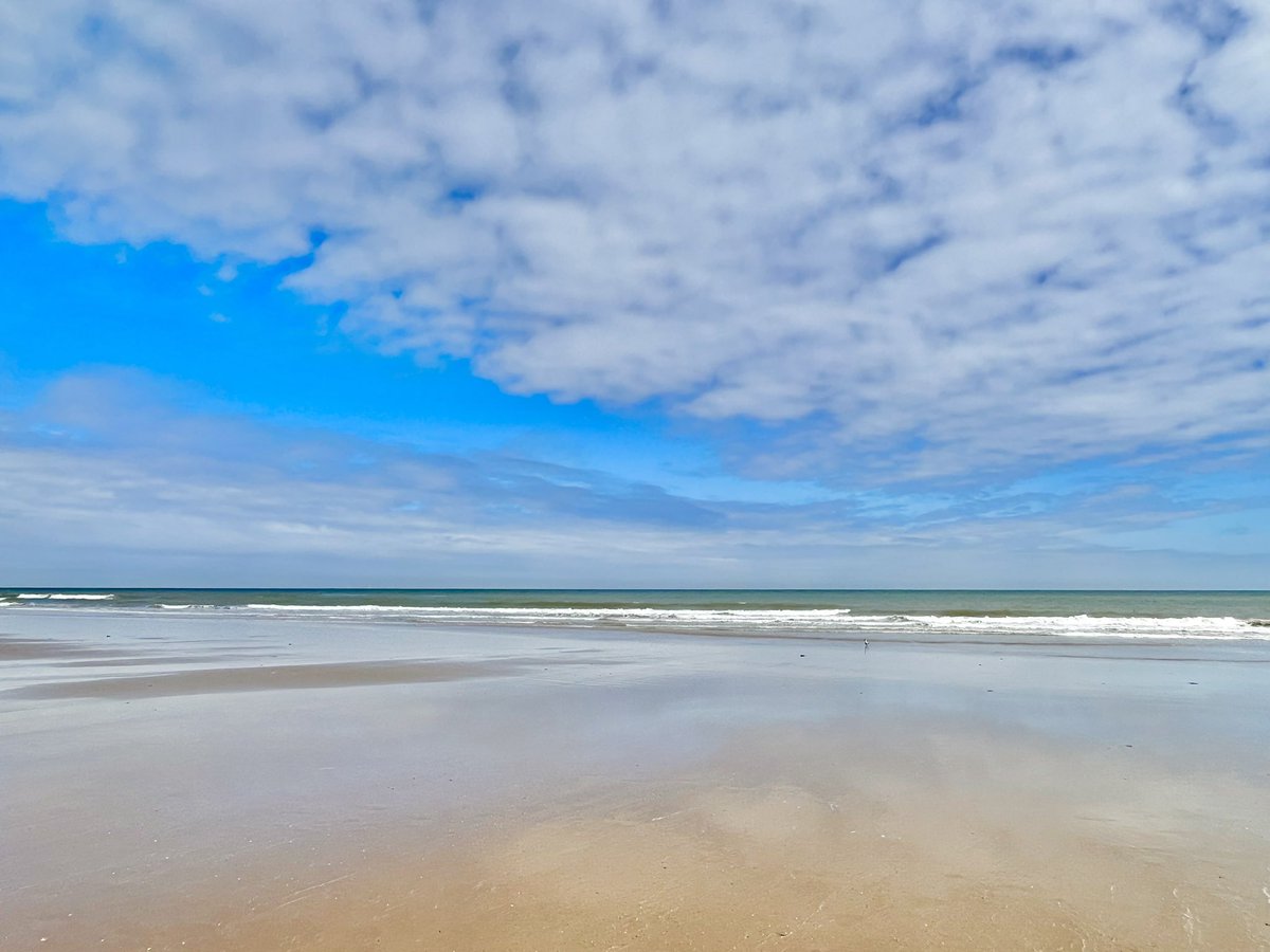 WalkingTractor (@tractorwalking) on Twitter photo A lovely walk along the coast path from Overstrand to West Runton today… <a href="/WeatherAisling/">Aisling Creevey</a> <a href="/ChrisPage90/">Chris Page - Weatherman</a> <a href="/StormHour/">#StormHour</a> <a href="/metoffice/">Met Office</a> #Loveukweather #Norfolk A lovely walk along the coast path from Overstrand to West Runton today… <a href="/WeatherAisling/">Aisling Creevey</a> <a href="/ChrisPage90/">Chris Page - Weatherman</a> <a href="/StormHour/">#StormHour</a> <a href="/metoffice/">Met Office</a> #Loveukweather #Norfolk