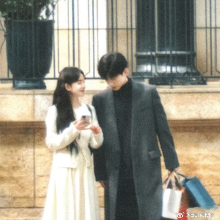 zhemma763's tweet photo. 중드에서만 나오는 이런 몽글몽글한 무드를 너무나 사랑하는 편...🤍 https://t.co/V3ecU9RQ3m