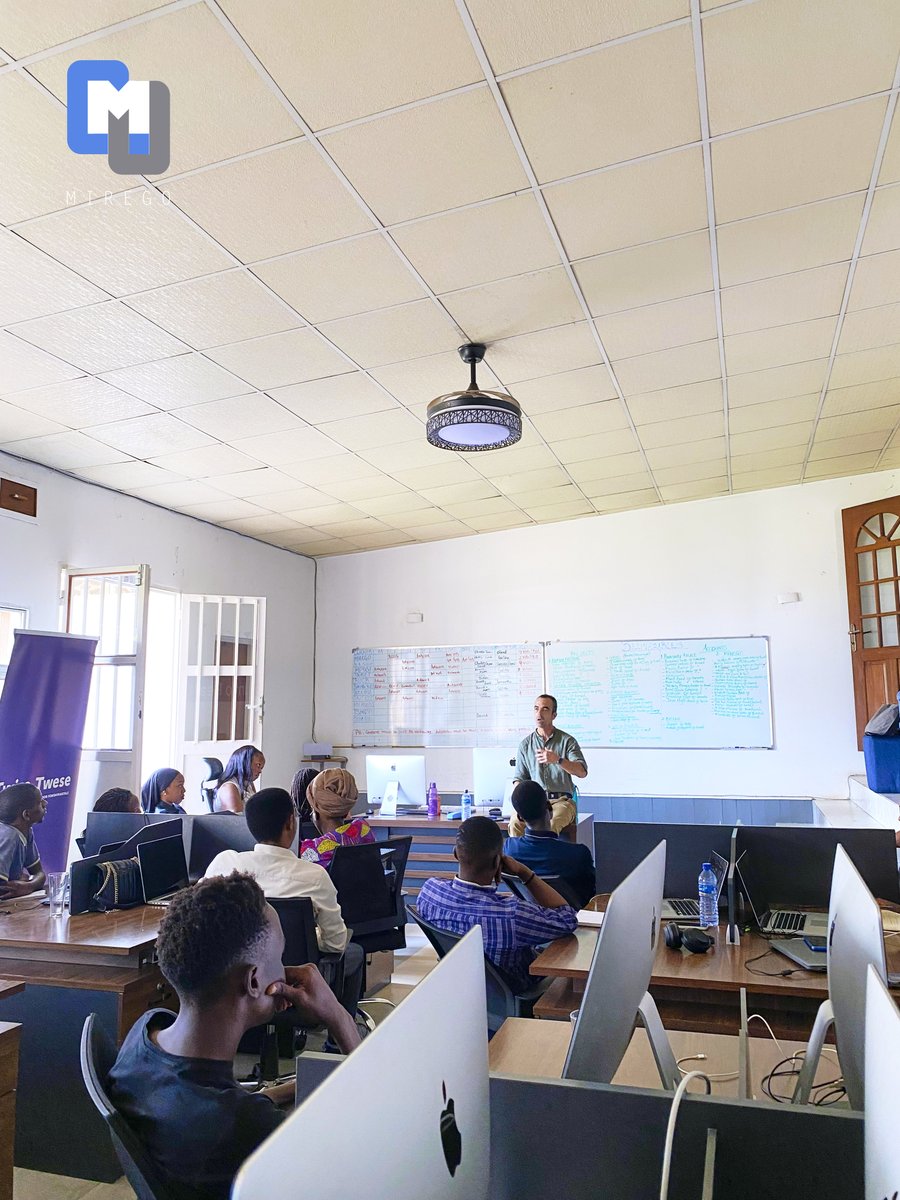 Mirego_Africa's tweet photo. Today, we had the honor of welcoming Mr. Emmanuel Constanza from the Embassy of France in Burundi.
A rich and thoughtful session marked by open conversation and shared perspectives.
Swipe through to revisit some of the special moments ๐ค
#teamsession #TeamEngagement #CollaborativeSpirit #meaningfulmoments #Burundi
