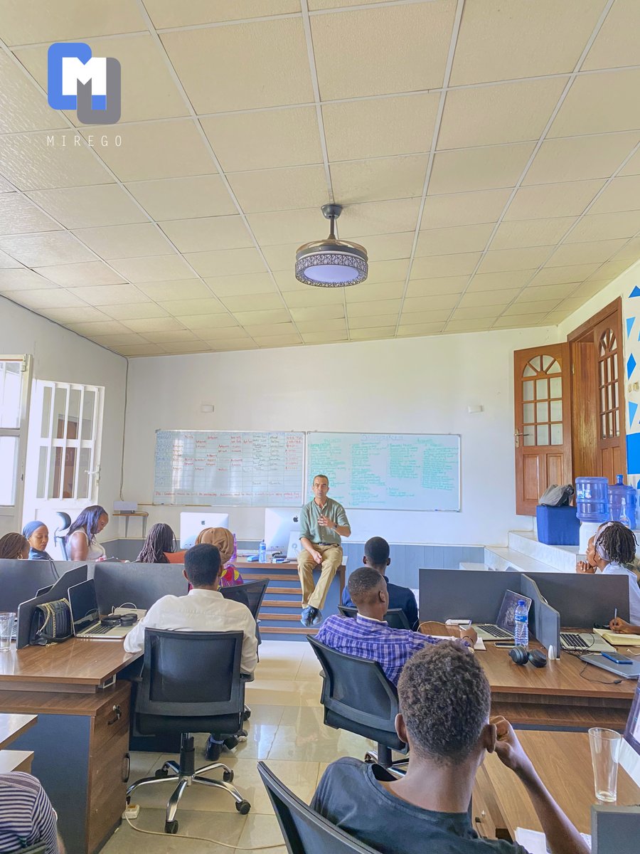 Mirego_Africa's tweet photo. Today, we had the honor of welcoming Mr. Emmanuel Constanza from the Embassy of France in Burundi.
A rich and thoughtful session marked by open conversation and shared perspectives.
Swipe through to revisit some of the special moments ๐ค
#teamsession #TeamEngagement #CollaborativeSpirit #meaningfulmoments #Burundi