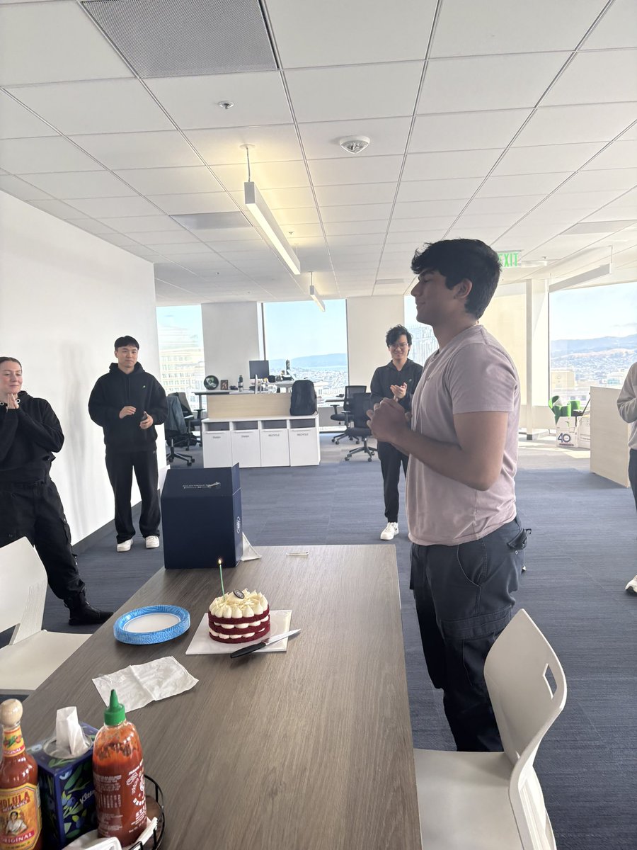 week 1 @ mintlify learnings:

• sf is so cold &amp; sweatshirts are key
• culture fit can’t be overstated &amp; i love ours
• you can just do things #real
• being chronically online can help?
• i can’t believe i didn’t do this sooner (!!!)

we’re hiring all across the board - dm me!