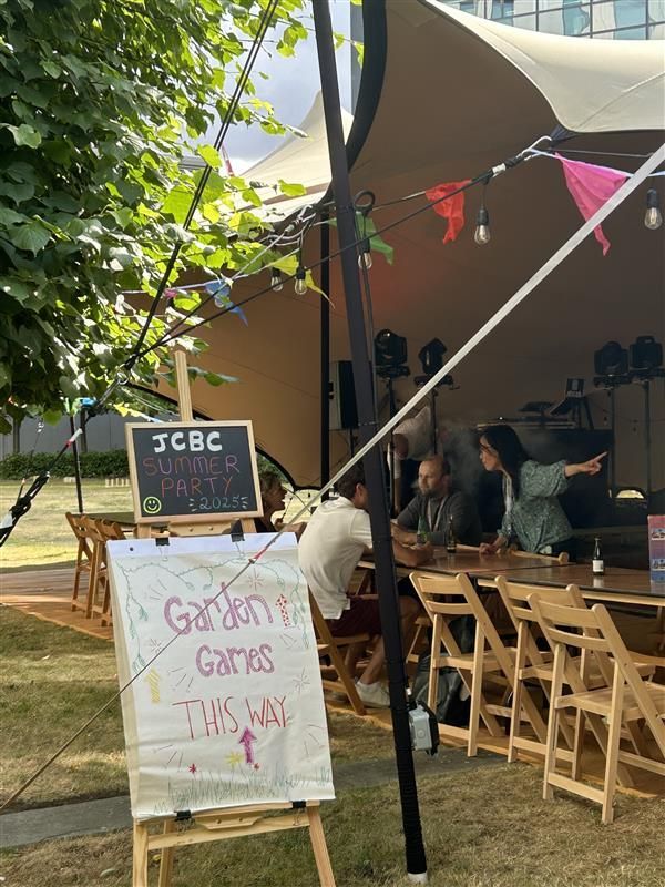 MedCambridge's tweet image. The sun is out, the music’s on, and our JCBC Summer Party is officially underway!
Come along and join #CITIID, @SCICambridge & @TheMilnerInst at our lovely @CamBioCampus☀️🎶