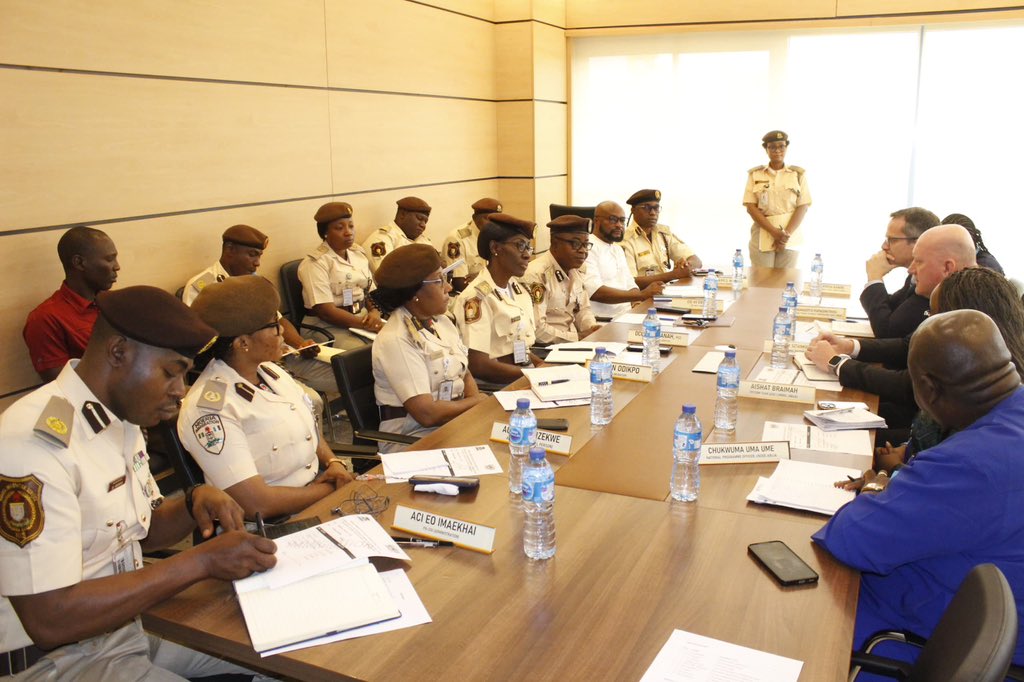 nigimmigration's tweet photo. The Comptroller General, KN Nandap, pcc, mmis, fsmn, was ably represented by Deputy Comptroller General Works and Logistics, AJ Umanah, during a strategic meeting with a delegation from the United Nations Office on Drugs and Crime (UNODC), led by Mr. Pamagiotis Papadimitriou. 

The meeting aimed to forge more collaborative partnership between both agencies, with a shared commitment to tackling pressing security challenges, including migrant smuggling and organized crime networks. In-depth discussions centered on harnessing innovative technologies, leveraging open-source intelligence, and empowering NIS officers with specialized training and expertise to effectively combat complex crimes and safeguard National Security.

e-Signed
ACI AS AKINLABI
Service Public Relations Officer
Nigeria Immigration Service Headquarters, Abuja
9th July, 2025