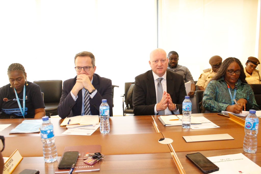nigimmigration's tweet photo. The Comptroller General, KN Nandap, pcc, mmis, fsmn, was ably represented by Deputy Comptroller General Works and Logistics, AJ Umanah, during a strategic meeting with a delegation from the United Nations Office on Drugs and Crime (UNODC), led by Mr. Pamagiotis Papadimitriou. 

The meeting aimed to forge more collaborative partnership between both agencies, with a shared commitment to tackling pressing security challenges, including migrant smuggling and organized crime networks. In-depth discussions centered on harnessing innovative technologies, leveraging open-source intelligence, and empowering NIS officers with specialized training and expertise to effectively combat complex crimes and safeguard National Security.

e-Signed
ACI AS AKINLABI
Service Public Relations Officer
Nigeria Immigration Service Headquarters, Abuja
9th July, 2025