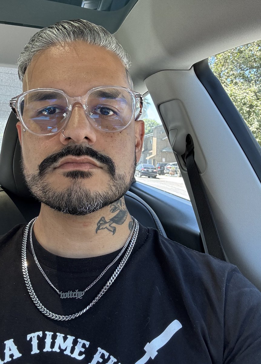 I think my hair is getting too white at this point 👴🏽