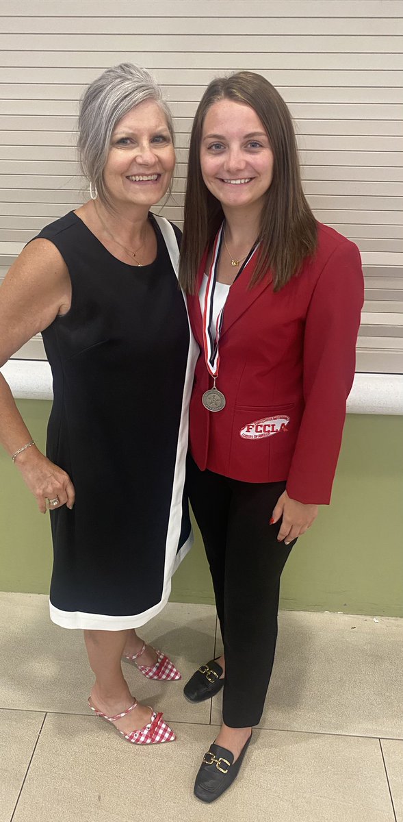 Congratulations to Kait for earning a SILVER medal at National FCCLA in Orlando!! 

We wrap up our conference today and will enjoy a little downtime before we head home tomorrow!

#NLC25 #ksfccla #silver