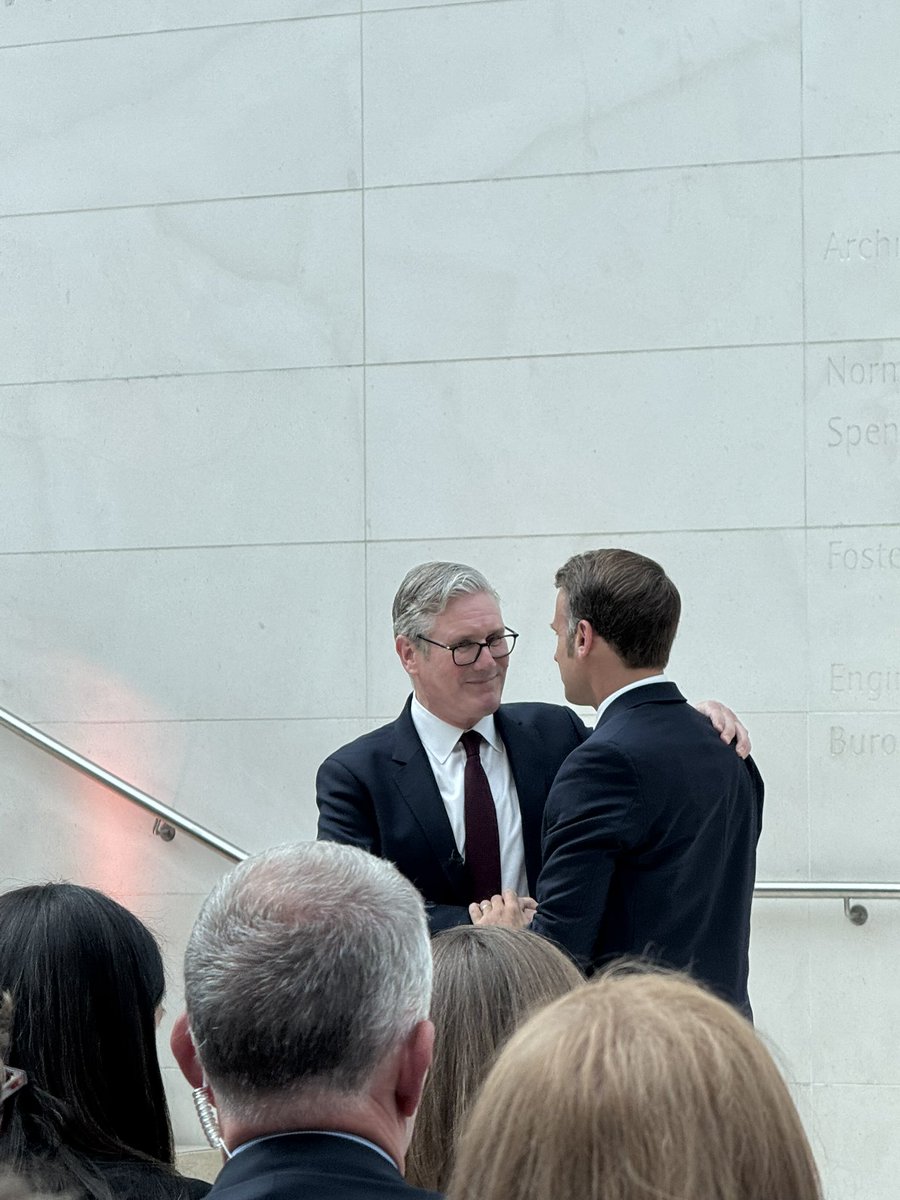 RishiMadlani's tweet photo. Just the 2 world leaders visiting Bloomsbury’s gem @britishmuseum today - a very warm welcome to @Keir_Starmer &amp; @EmmanuelMacron 🇬🇧🇫🇷

Super excited about the Bayeux tapestry coming to Bloomsbury 👏🏾 https://t.co/mpcNUkdFsI