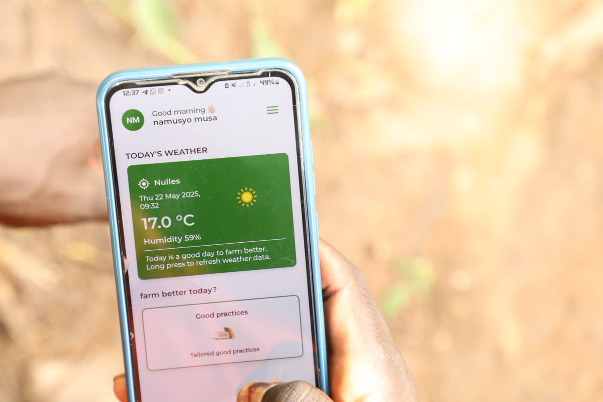 kilimoEAC's tweet photo. Smallholder farmers cultivate the majority of the world’s food up to 70%. Yet, many remain vulnerable, lacking access to essential knowledge and tools needed to improve productivity, adapt to climate change, and secure their livelihoods. 1/4

#AgriPath #KTAt20 https://t.co/tazJPqJ4TF