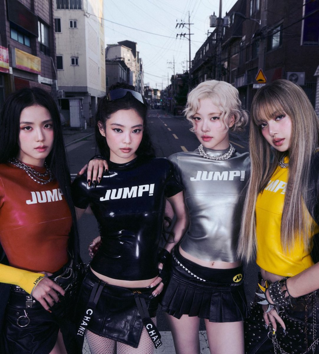 ben blackpinki uzun zamandır comeback yaparken görmediğim için delirdim mi yoksa bu ai gibi mi duruyo