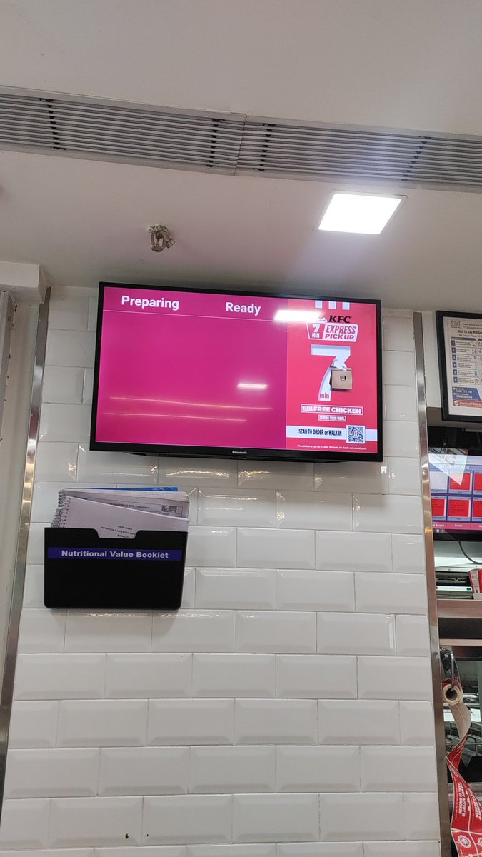 umsishaikh's tweet photo. @KFC_India Given the Order at 9 pm and still waiting to procure the Order... Pathetic service... The employees don't even have the audacity to respond properly and give resolution to their non availability of products https://t.co/wgwQvt7LgJ