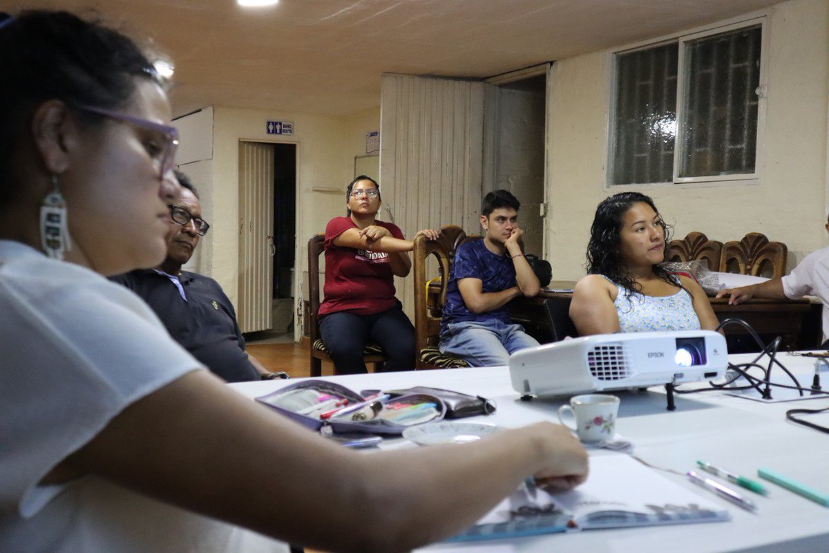 cdrcorporacion's tweet image. 🌀En nuestra reciente sesión pedagógica descubrimos la fuerza de la gestión comunitaria.
🚰Nos inspiramos conociendo los casos de los acueductos comunitarios de Mondomo, y La Sirena
Seguimos caminando hacia la
#MovilizaciónPorElCuidadoDelAgua
#LaEstrategiaEsElCuidado