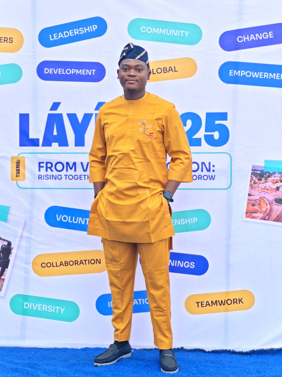 modumic's tweet image. My 'Brown roof city' adventure was a success! I attended the JCIN Collegiate Conference 'LÁYÍPÓ 25', networked with talented individuals, and learnt from seasoned trainers. Shoutout to @jcinfunaab and @JCIN_Collegiate for an incredible experience! 💡👏 #LÁYÍPÓ25…