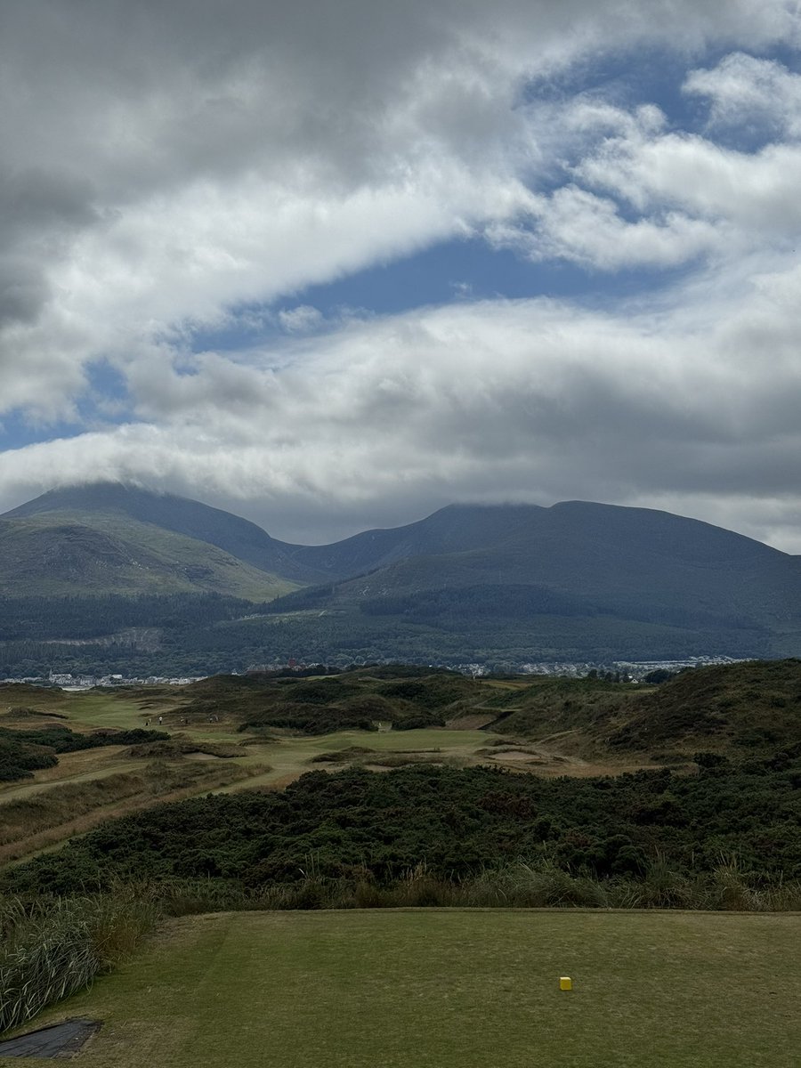 Tom_Buckley7's tweet photo. #3 in the world Royal County Down.
Perfect day on the links. The front 9 is truly the best 9 holes i’ve come across. 
#rcd #royalcountydown #Golf #NorthernIreland https://t.co/McoBBd7ob6
