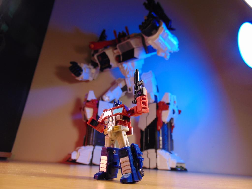 Mrjazzydrifter's tweet image. "METROPLEX HEADS THE CALL OF THE LAST PRIME!"

#transformers #transformerstoys #transformersfallofcybertron