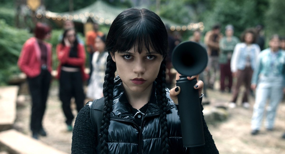 CriticsChoice's tweet image. The wait has been torture! #FIRSTLOOK 📸 of “WEDNESDAY” season 2 is set to return to @netflix on August 6, 2025.
This season, Wednesday Addams is back at Nevermore Academy, where she’ll face new challenges and familiar faces. Expect more of her signature razor-sharp wit and…