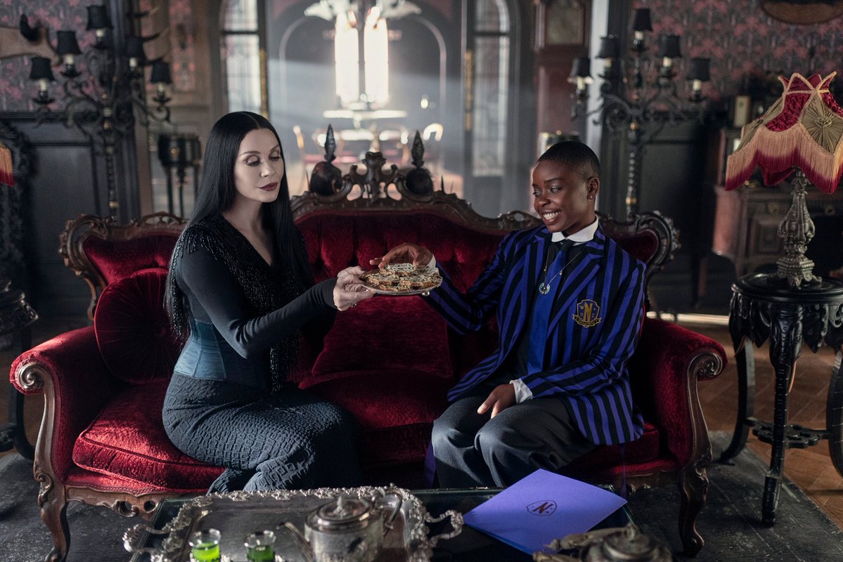 CriticsChoice's tweet image. The wait has been torture! #FIRSTLOOK 📸 of “WEDNESDAY” season 2 is set to return to @netflix on August 6, 2025.
This season, Wednesday Addams is back at Nevermore Academy, where she’ll face new challenges and familiar faces. Expect more of her signature razor-sharp wit and…
