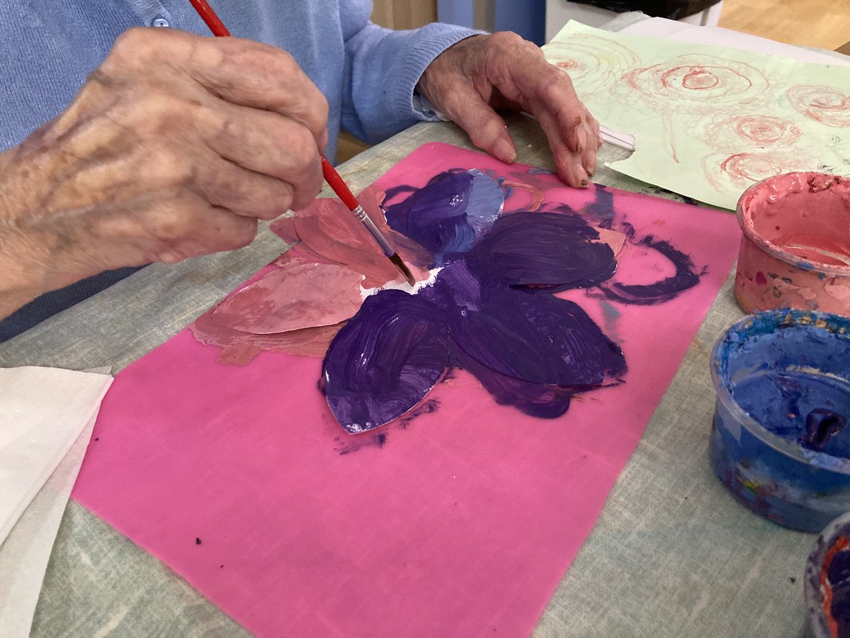 MojoWorcester's tweet photo. Another stunning #Wimbledon2025  #WIMBLEDON  artwork created with the residents #livingwithdementia 

@DementiaUK 
@DementiaFriends 
@alzheimerssoc 
@Artsincarehomes https://t.co/yQb9WmsZwG