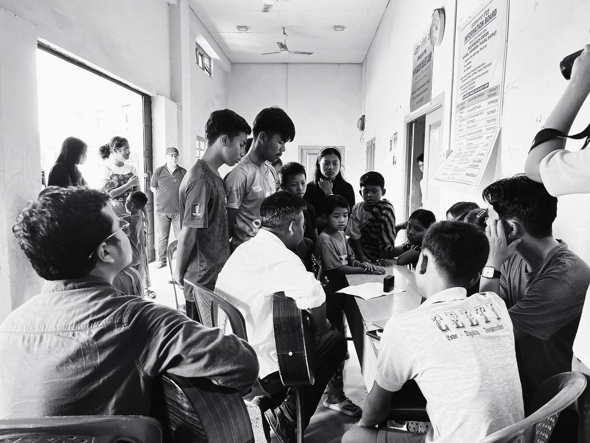 Looking for kind hearted people who can donate their unused guitars for young enthusiastic students at a relief camp. Your guitars will be in good hands and will be a part of history making. :)