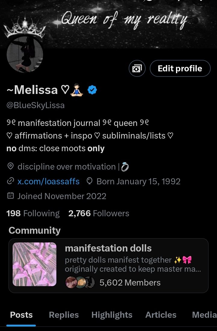 BlueSkyLissa's tweet photo. a side-by-side inspired by @airwreckauraaa ♡

so much can change in just a year! https://t.co/cnyxZL4qXZ