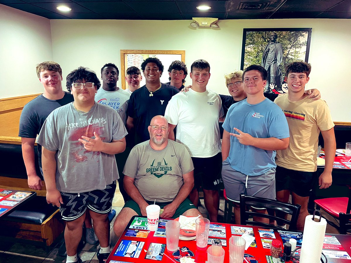 David Crawford (@coachcraw4d) on Twitter photo Greetings! Oh to the Yeah!! Just had lunch with the <a href="/GreeneDevilsFB/">GREENEVILLE FOOTBALL</a> “BIGS” and OL Coach <a href="/DannyBentleyd/">Danny Bentley</a> & WOW!! These guys CONQUERED the pizza buffet!! Their Effort at the buffet was Uncommon!! Double, Triple, Fourple WOW!!
Go Devils!😎💯🏈 🍕 🍕 🍕 🍕 🍕 🍕 🍕 🍕 🍕 🍕 🍕 🍕 Greetings! Oh to the Yeah!! Just had lunch with the <a href="/GreeneDevilsFB/">GREENEVILLE FOOTBALL</a> “BIGS” and OL Coach <a href="/DannyBentleyd/">Danny Bentley</a> & WOW!! These guys CONQUERED the pizza buffet!! Their Effort at the buffet was Uncommon!! Double, Triple, Fourple WOW!!
Go Devils!😎💯🏈 🍕 🍕 🍕 🍕 🍕 🍕 🍕 🍕 🍕 🍕 🍕 🍕
