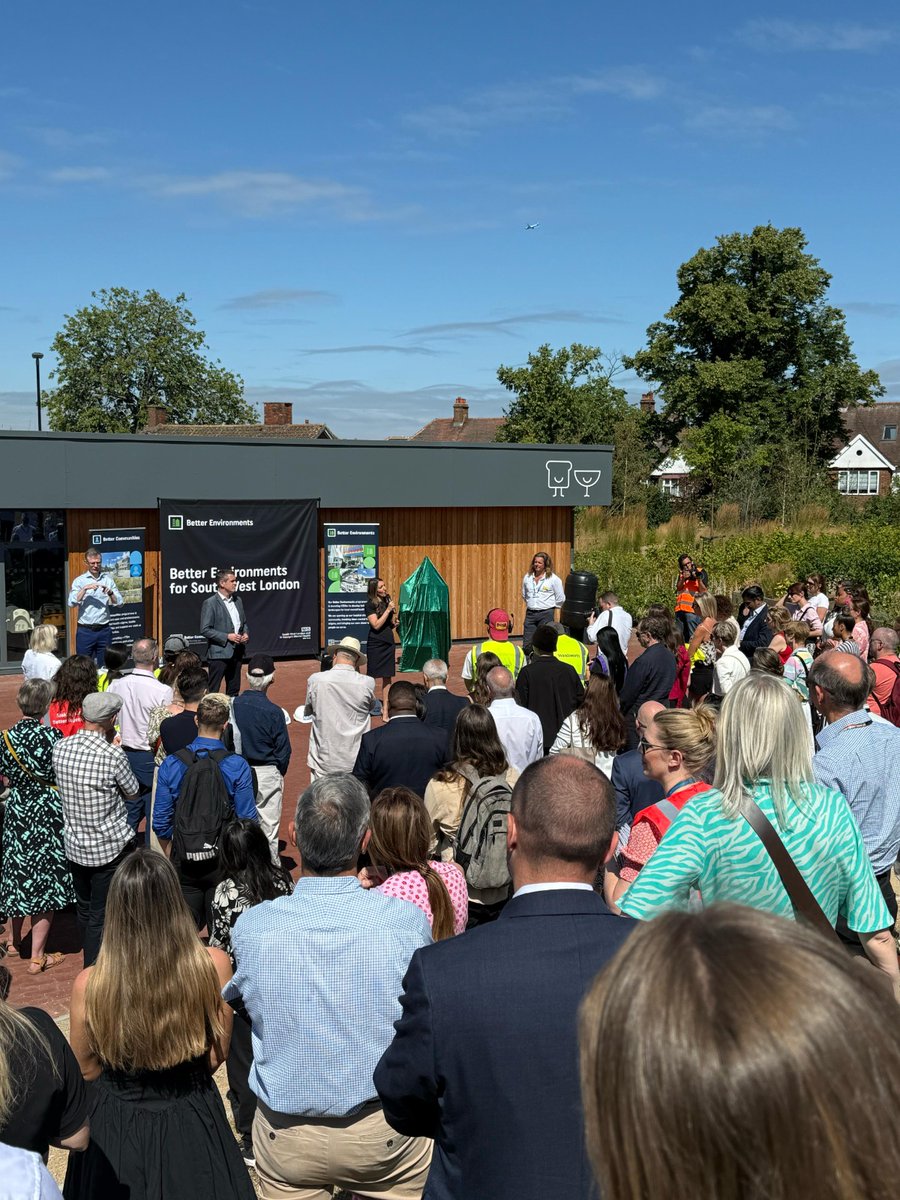 Dr Rosena Allin-Khan on BSky: DrRosena.BSky.Social (@drrosena) on Twitter photo Springfield Park is 32 acres of green space at Springfield Mental Health Hospital in Tooting.
With affordable housing, new hospital buildings and playgrounds - it helps to break down mental health stigmas.
Great to officially open it today with <a href="/SadiqKhan/">Sadiq Khan</a> and <a href="/CllrSimonHogg/">Simon Hogg</a> Springfield Park is 32 acres of green space at Springfield Mental Health Hospital in Tooting.
With affordable housing, new hospital buildings and playgrounds - it helps to break down mental health stigmas.
Great to officially open it today with <a href="/SadiqKhan/">Sadiq Khan</a> and <a href="/CllrSimonHogg/">Simon Hogg</a>