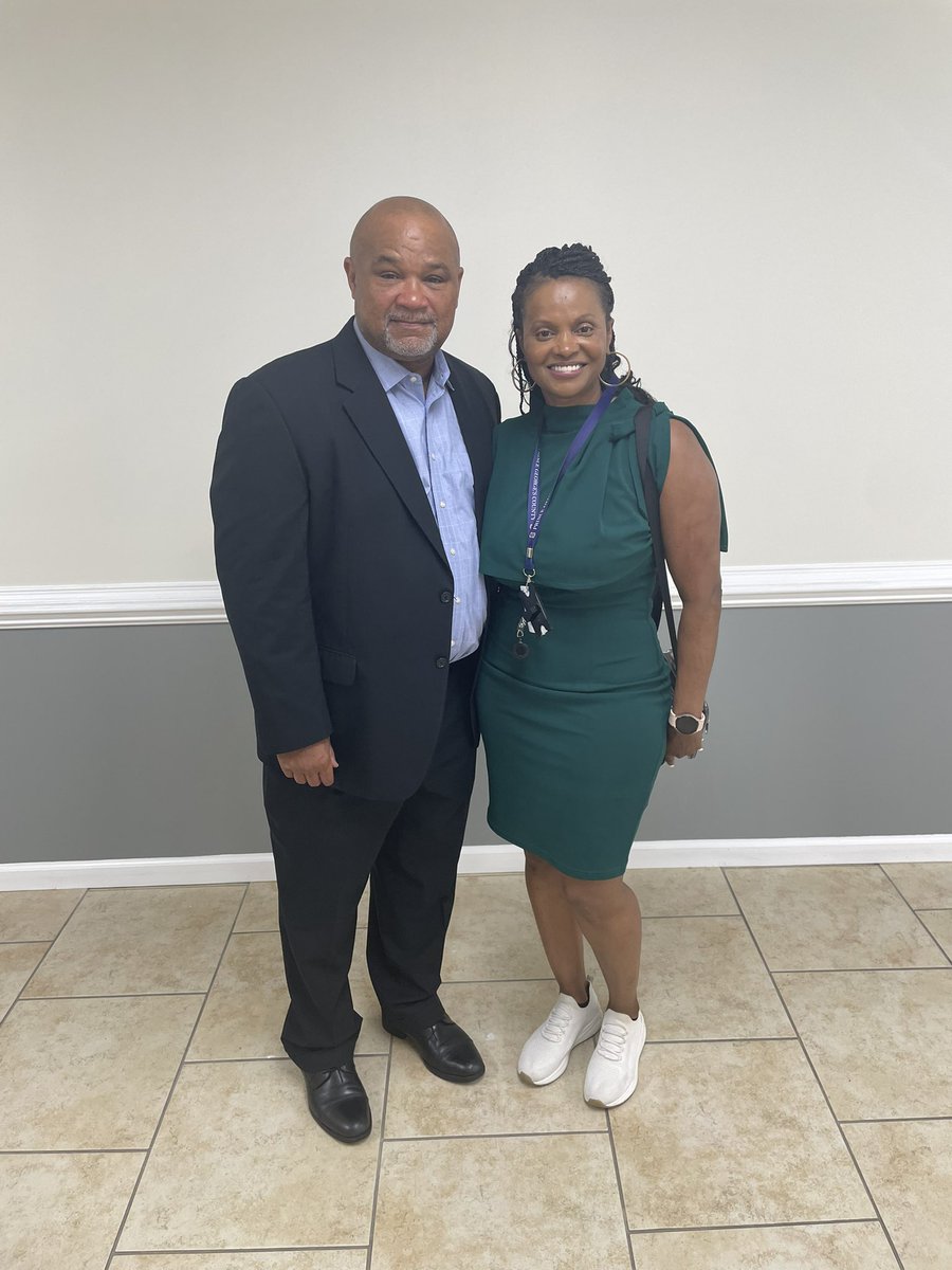 PGCCommunity's tweet image. Director Dickerson and OCR were proud to attend the Kettering Community Association’s Community Center Grand Opening! Excited to see this new space bring neighbors together and strengthen community ties. #communityfìrst #OCRInTheCommunity