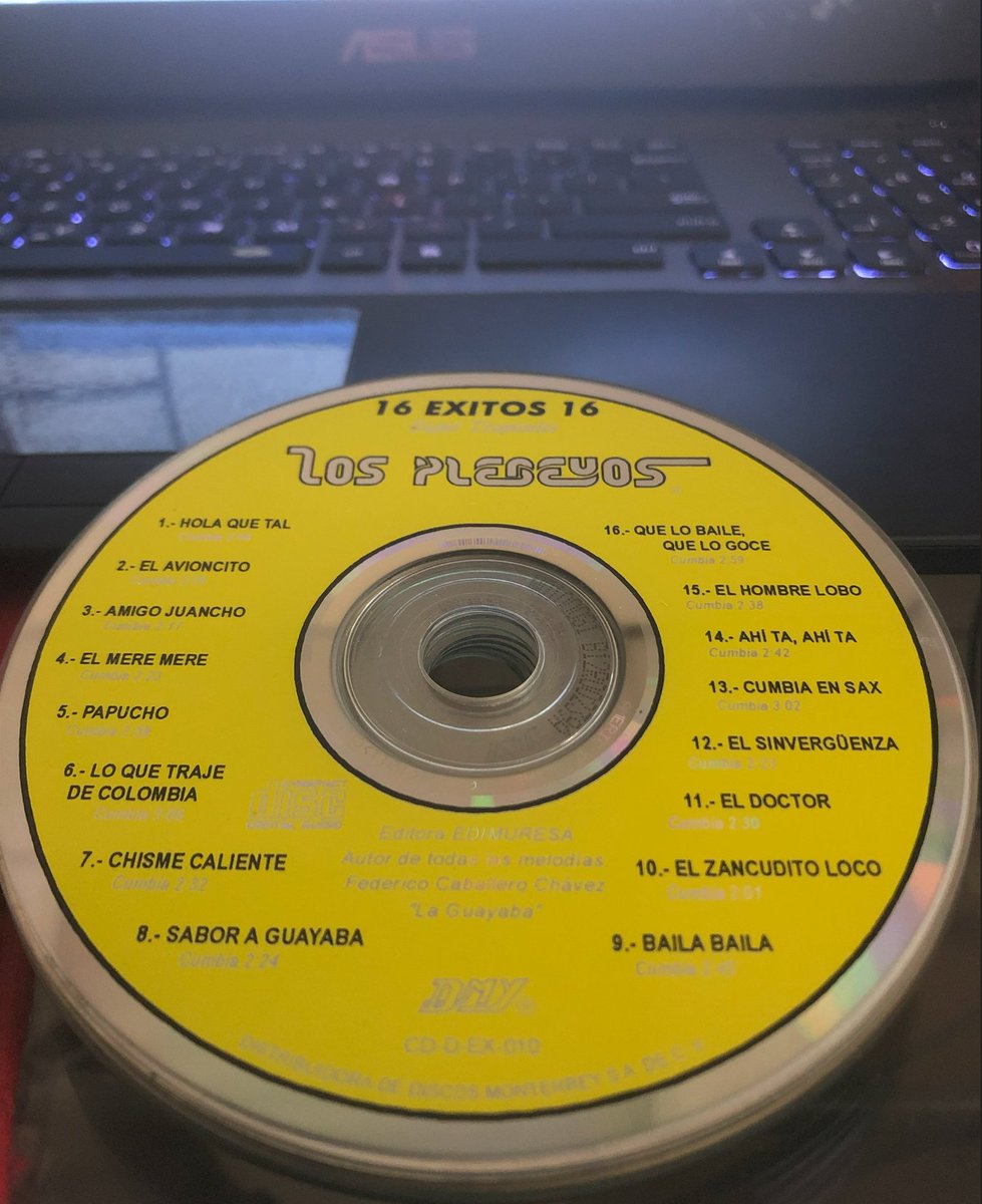 _EmilyAnosApata's tweet photo. ustedes no lo saben millenials miados, pero esto, esto es un joya. https://t.co/7o8x2nWiTV