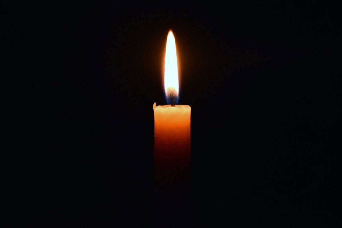 This candle is for everyone who is looking for a job and a breakthrough.

Keep trying, stay hopeful, and believe that something great is on the way.