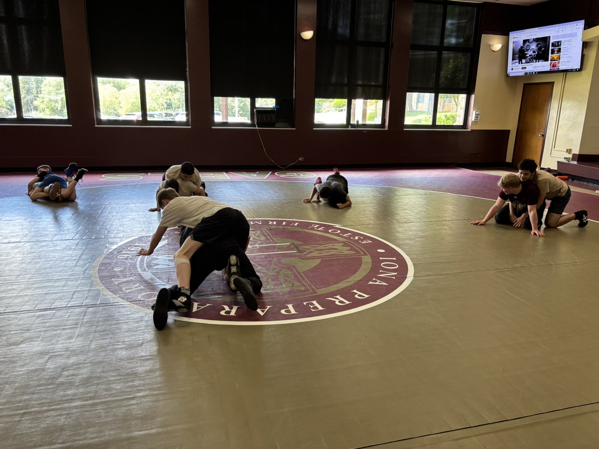 Iona Prep Wrestling (@ionawrestling) on Twitter photo 