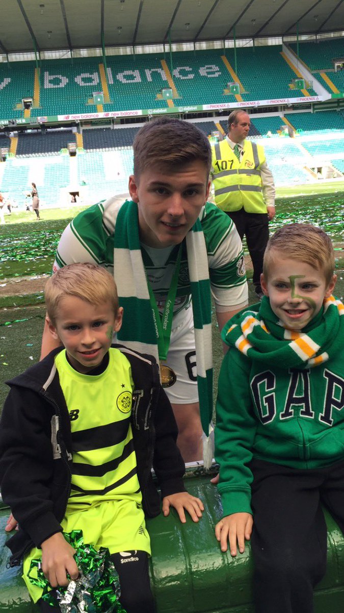 daniel_begley's tweet photo. Happy 16th birthday @DeclanBegley4 love you 💚💚 https://t.co/2fgsdO8EOB
