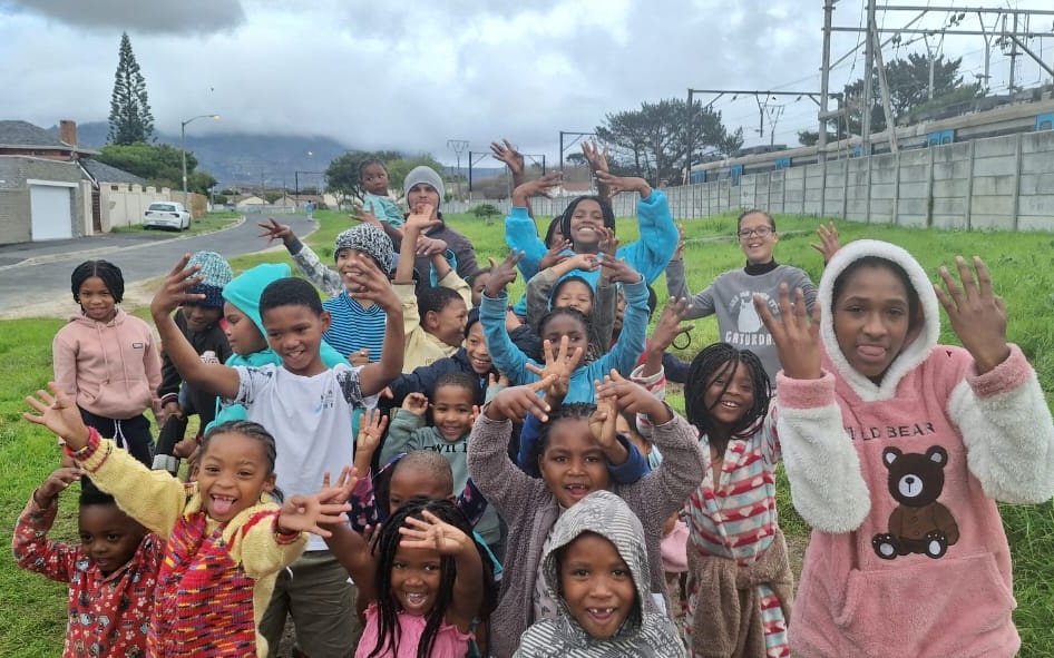 TheDylanGraham's tweet photo. When people ask if I have children, I say yes, over 100. That initial look of shock on their face is always funny to see (I eventually have to explain). The amazing Cope with Hope Juniors &amp; Teen-2-Teen Youth Program Teens will always be my priority 🙏🏻 https://t.co/R9s4dAuLsB