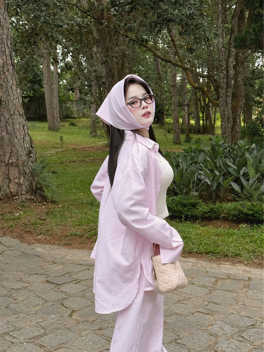 dj_mie1995's tweet photo. Nay thơ mộng thanh cảnh đồ he
#DJMie https://t.co/jYeAqPk5OI