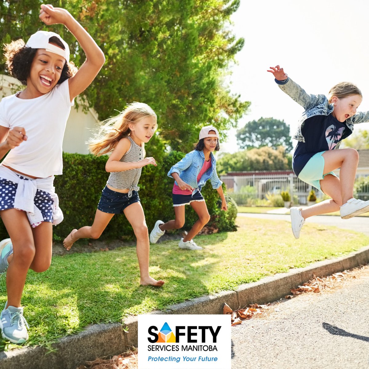 School’s out for summer, and Safety Services Manitoba is reminding all motorists to stay alert on our roads.
🚗 SSM encourages drivers to slow down, stay alert, and watch carefully for children, especially in residential areas, near parks, and at playgrounds.
