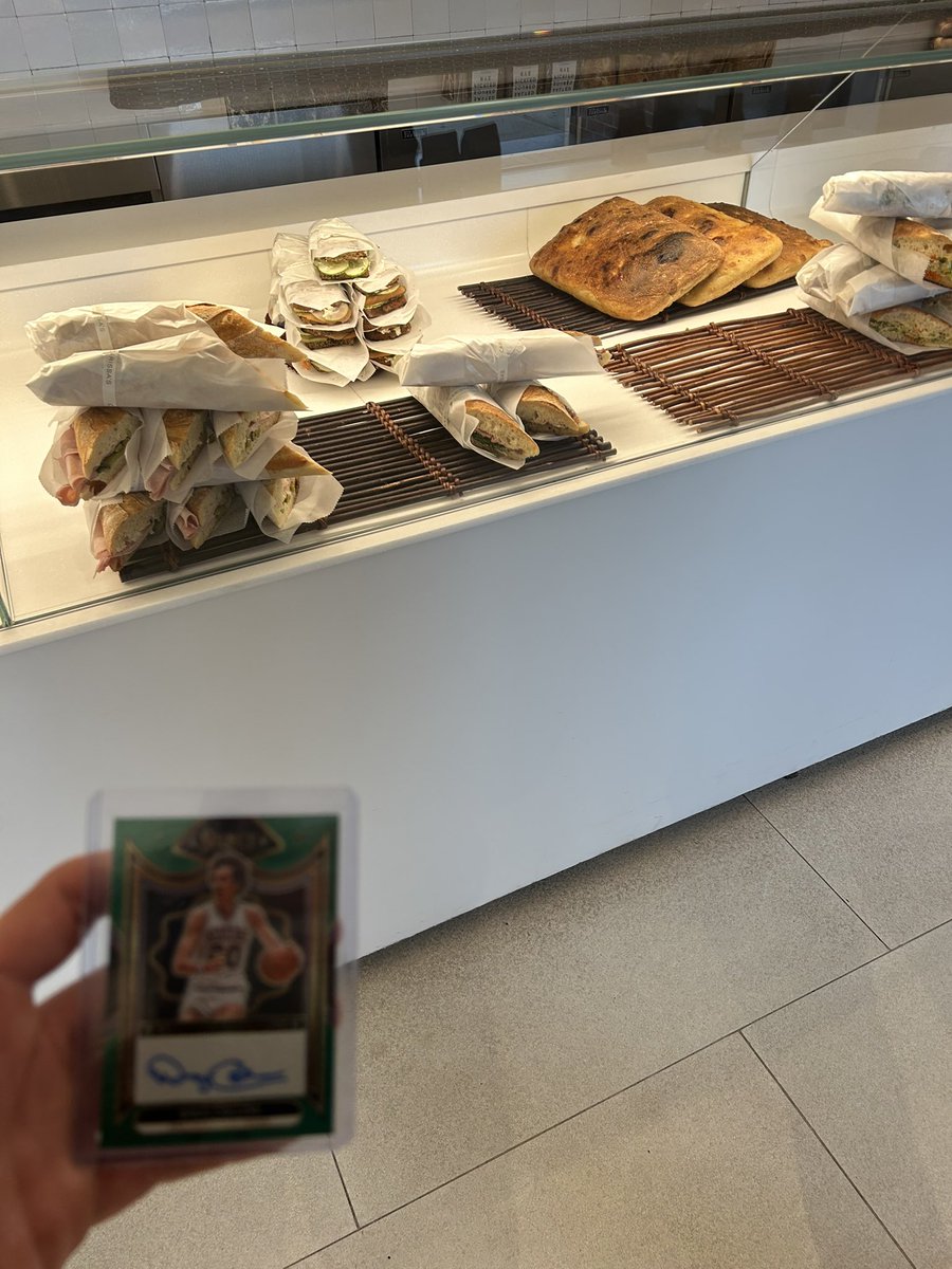 _AstroP_'s tweet image. You’ll never catch me in public without my Doug Collins auto. Non negotiable.