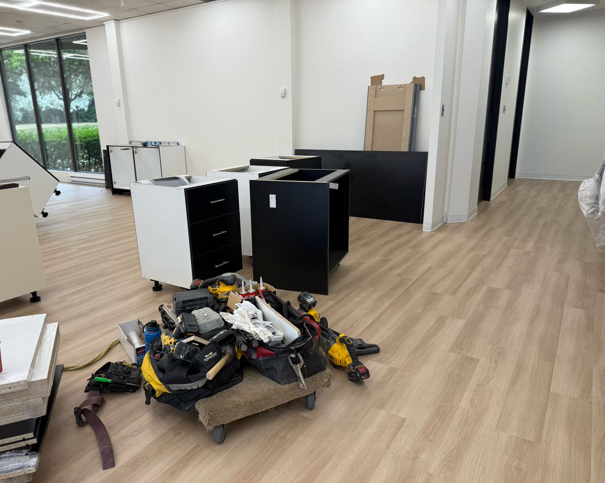 GoldlineCurling's tweet image. What an off-season!

We’ve acquired Hardline Curling AND we’re relocating our Mississauga store—opening August 2025 fixtures going in today! 🥳

Big things are coming!
#GoldlineXHardline #TheresGoldline