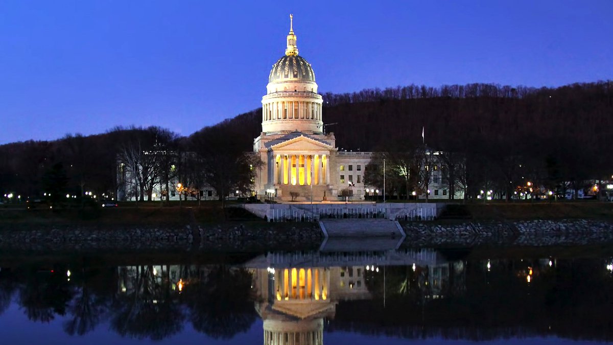 MooreFound's tweet image. Since 2022, we've partnered with @NCSLorg’s Center for Results-Driven Governing to bring scientific expertise into multiple state capitols across the U.S. via Ph.D.-level #SciPol fellowships to inform and improve evidence-based policy. 🏛️🔬
Learn more: brnw.ch/21wU1gR