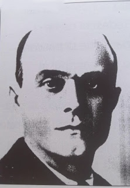 ANPIRomaPosti's tweet photo. Riconosciuto da un soldato tedesco che aveva salvato dalla fucilazione, #LiberoLeonardi, commissario politico dei "Lupi della Montagna", venne arrestato dai nazifascisti e torturato per 10 giorni. Il #14luglio 1944 venne fucilato a #Moie (#AN).Morì senza tradire i suoi compagni. https://t.co/Cg0bGQCcPR